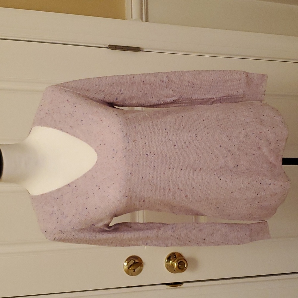 Lightweight V-neck Soft Tunic Sweater